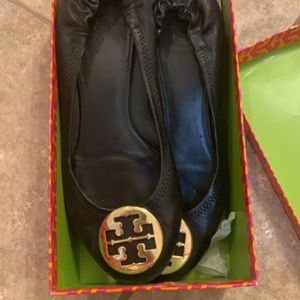Tory Burch reva flats